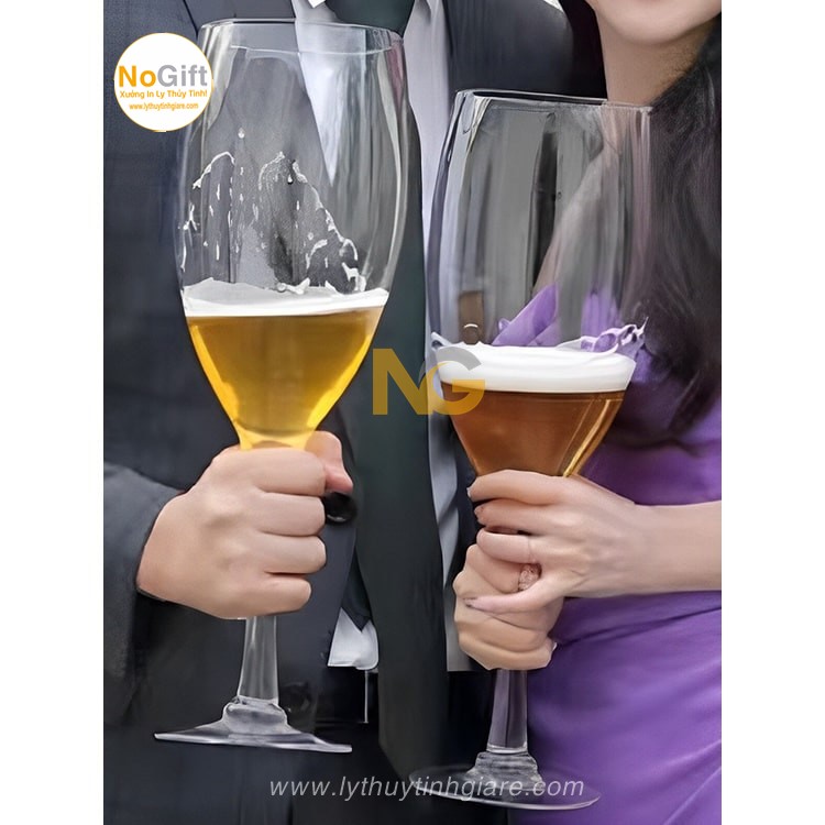 Ly bia khổng lồ mua ở đâu tai TPHCM Ly bia khổng lồ mua ở đâu tai TPHCM