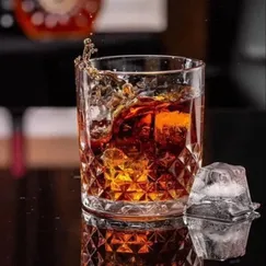 Ly uống rượu mạnh thủy tinh 300ml dành cho Công ty Rượu
