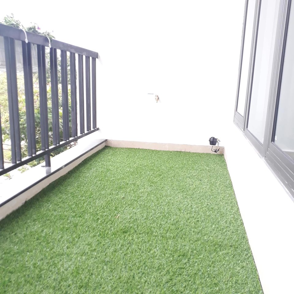 Thi công thảm cỏ nhân tạo