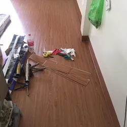 CTRINH SÀN NHỰA KEO DÁN NHÀ Ở 66M2