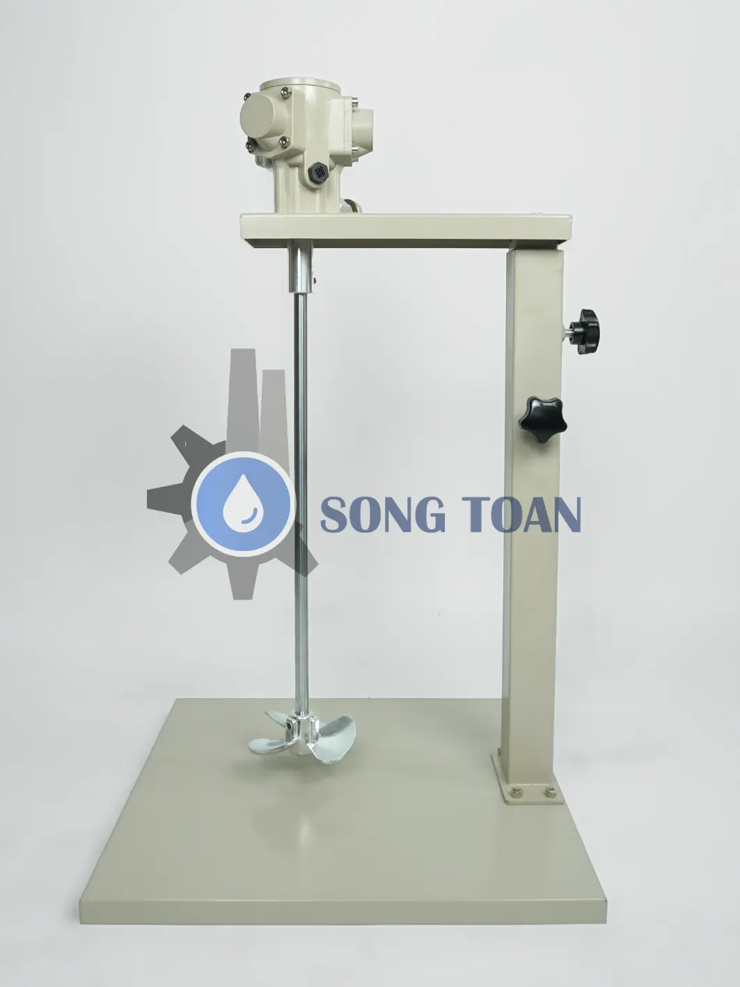 máy khuấy nâng hạ cơ