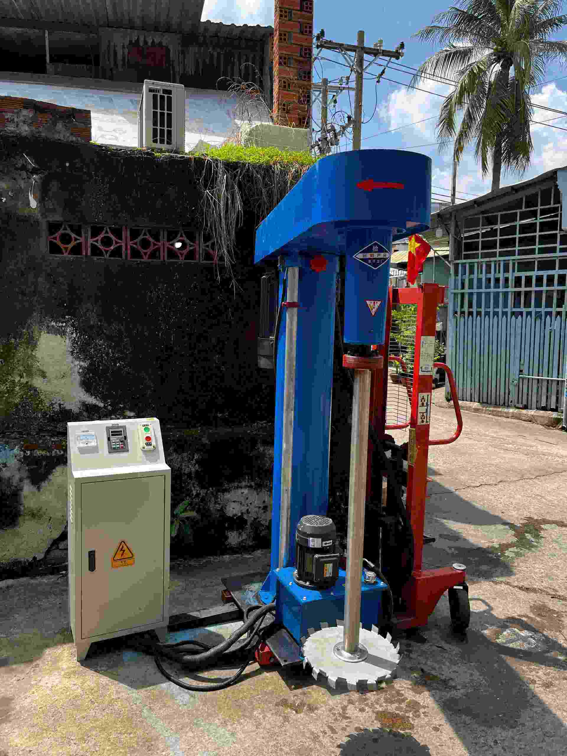 may khuay cong nghiep