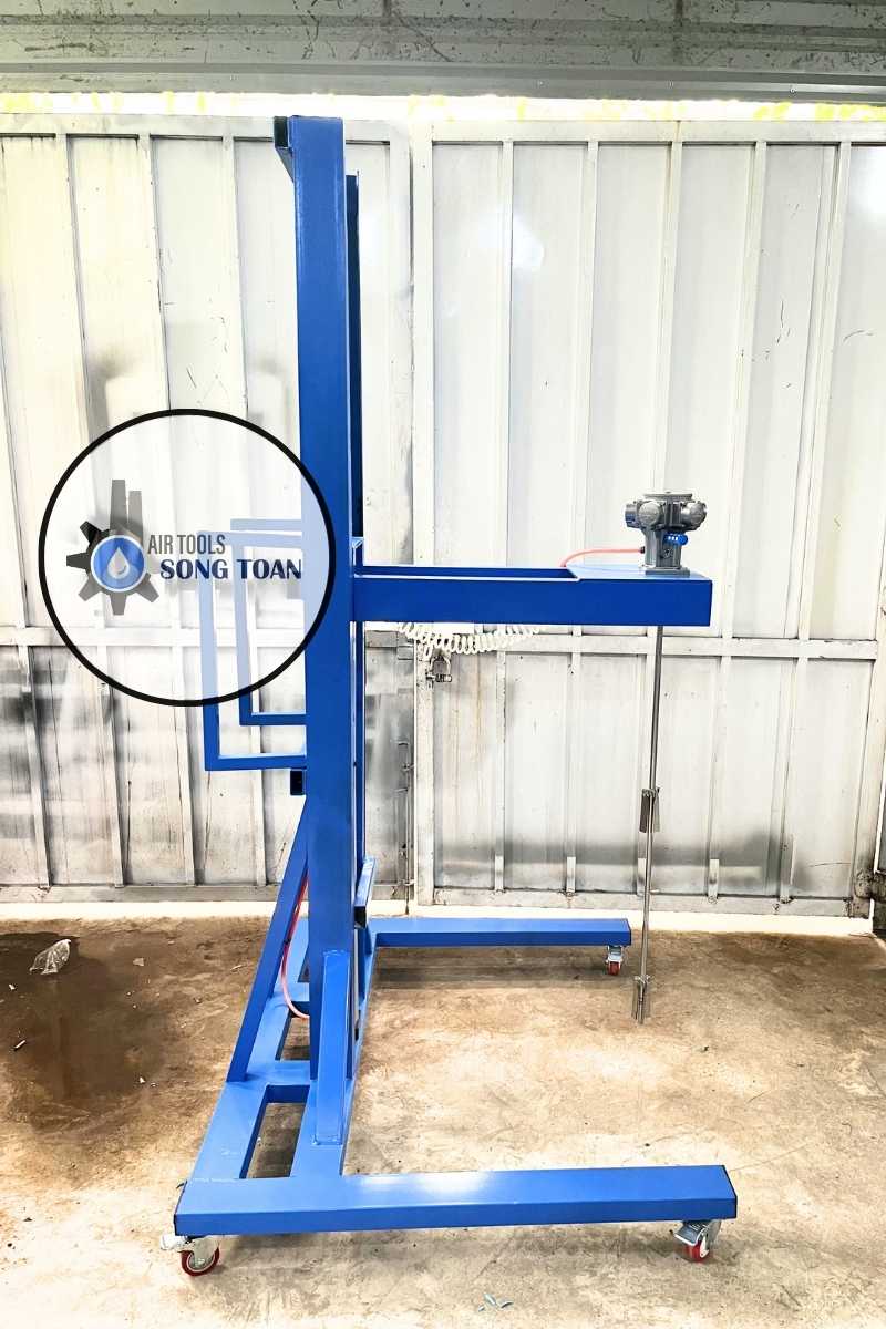 Máy khuấy khí nén 5 piston 1 HP có kích thước nhỏ gọn, phù hợp với nhiều không gian