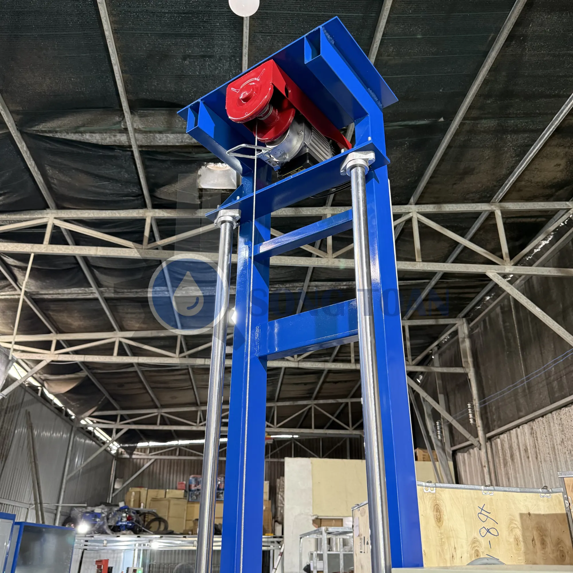 máy khuấy sơn 200 lít 5.5 HP