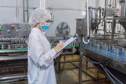 Cách tránh lây nhiễm chéo thực phẩm - Từ các biện pháp phòng ngừa đến việc lựa chọn máy cắt lát và dụng cụ chuyên nghiệp.