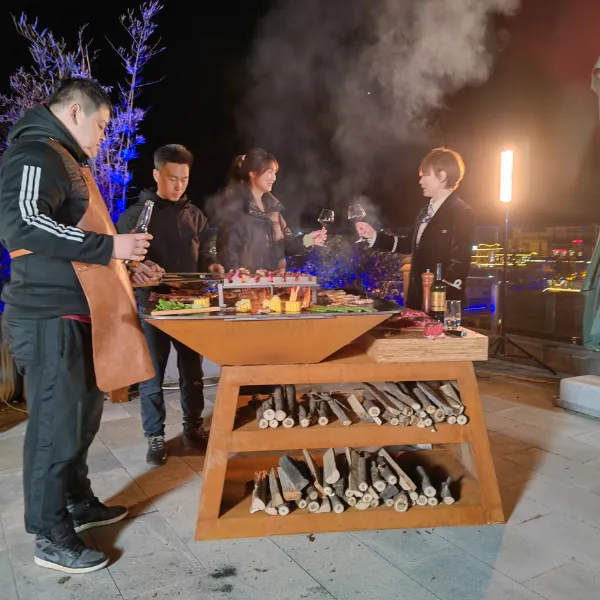 Outdoor BBQ Grill