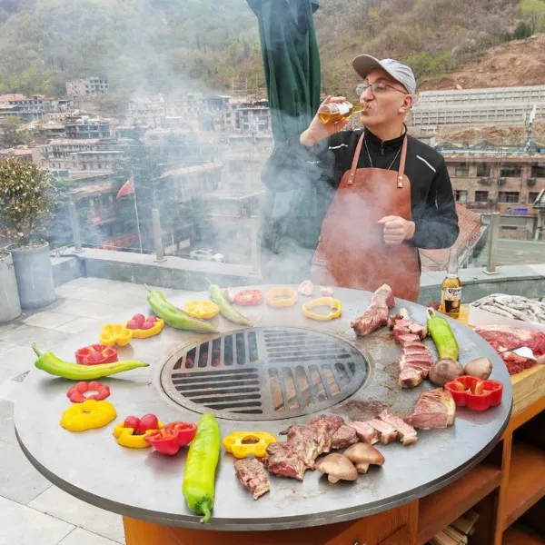 Outdoor BBQ Grill