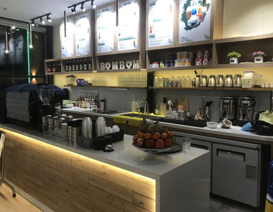 Professional bar setup configuration