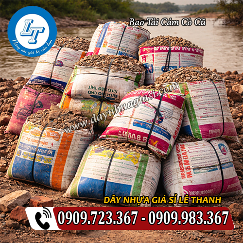 bao tải cám cò cũ đựng đất cát xà bần bao tải cám cò cũ đựng đất cát xà bần