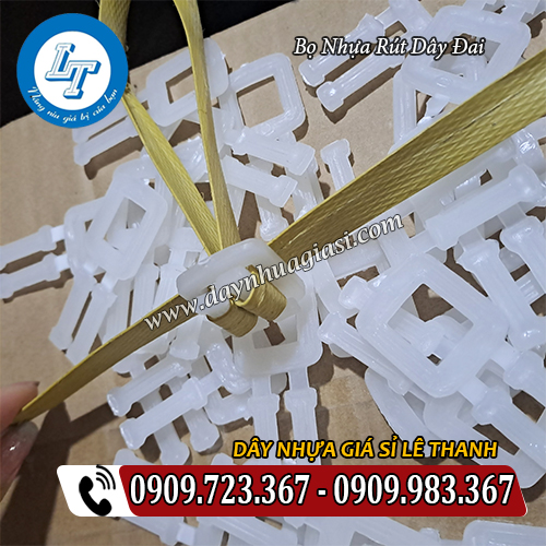 bọ nhựa kết hợp dây đai tạo sự bền chắc bọ nhựa kết hợp dây đai tạo sự bền chắc