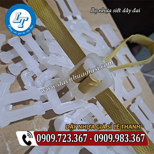 bọ nhựa siết dây đai kiện hàng trọng lượng vừa phải bọ nhựa siết dây đai kiện hàng trọng lượng vừa phải