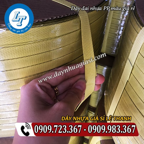 dây đai nhựa pp màu vàng hai biên lề thẳng tắp dây đai nhựa pp màu vàng hai biên lề thẳng tắp