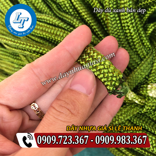 dây dù xanh dẹp đan bện từ nhiều sợi tổng hợp chắc chắn dây dù xanh dẹp đan bện từ nhiều sợi tổng hợp chắc chắn