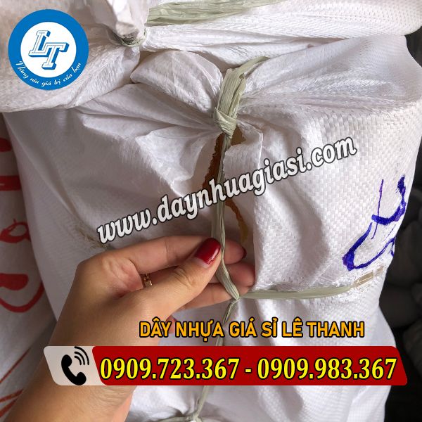 BÁO GIÁ SỈ DÂY NILON ỐNG 2KG MÀU TRẮNG 1 BAO 10 CUỘN BÁO GIÁ SỈ DÂY NILON ỐNG 2KG MÀU TRẮNG 1 BAO 10 CUỘN