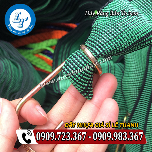 dây ràng bản to có móc thép 2 đầu sợi dây dây ràng bản to có móc thép 2 đầu sợi dây