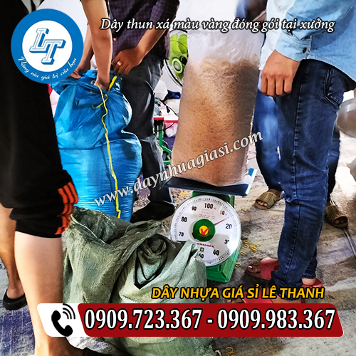 dây thun xá màu vàng đóng gói tại xưởng sản xuất dây thun xá màu vàng đóng gói tại xưởng sản xuất
