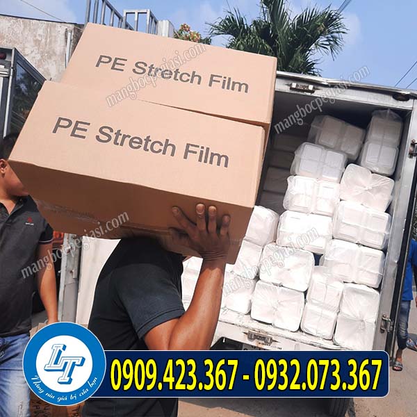 Màng pe lên hàng xe tải Màng pe lên hàng xe tải