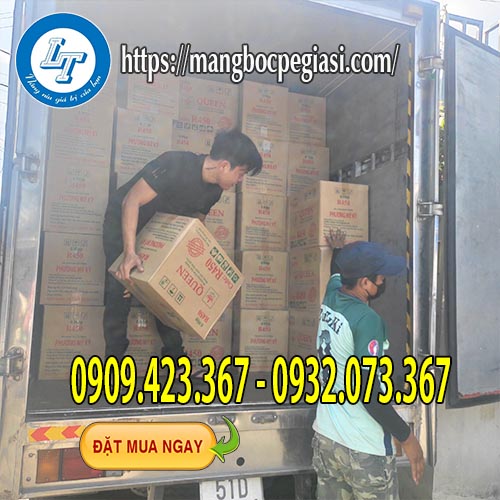 Màng bọc thực phẩm giao hàng Màng bọc thực phẩm giao hàng