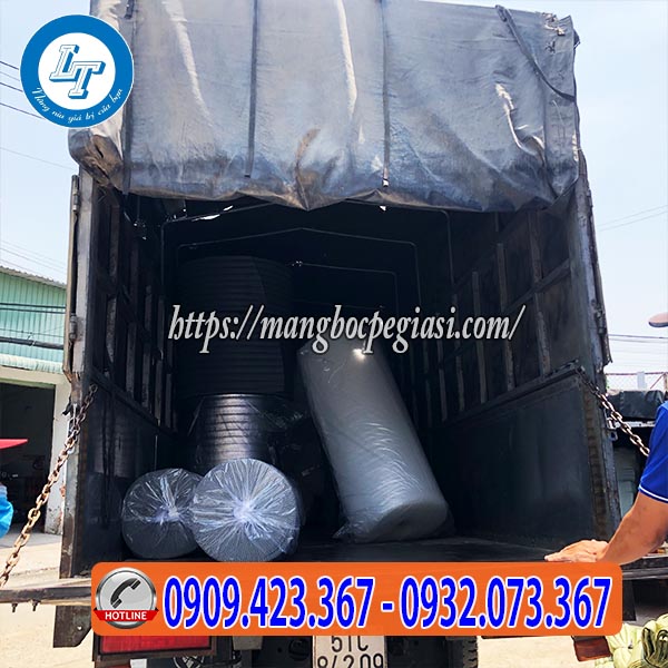 Giao hàng bằng xe tải Giao hàng bằng xe tải