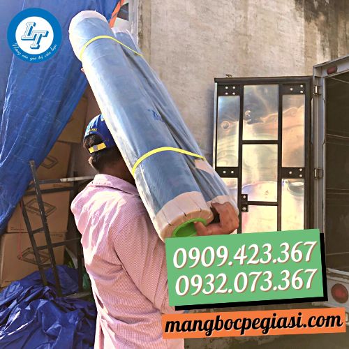 Màng phủ nông nghiệp giao hàng Màng phủ nông nghiệp giao hàng