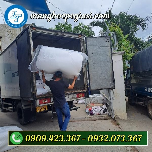 giao hàng nhanh chóng Xưởng cung cấp xốp foam theo yêu cầu