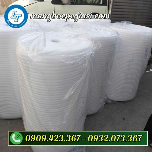 Xốp foam màu trắng giá sỉ Xốp foam màu trắng giá sỉ