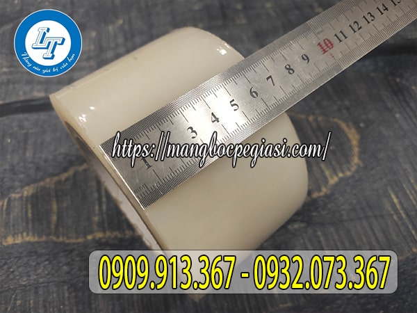 Màng bảo vệ mặt trắng trong Màng bảo vệ mặt trắng trong