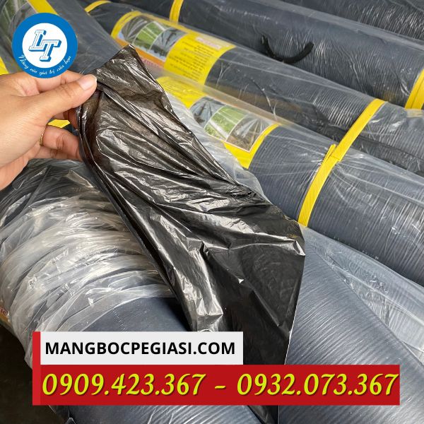 Màng phủ nông nghiệp màu đen 20mic Màng phủ nông nghiệp màu đen 20mic