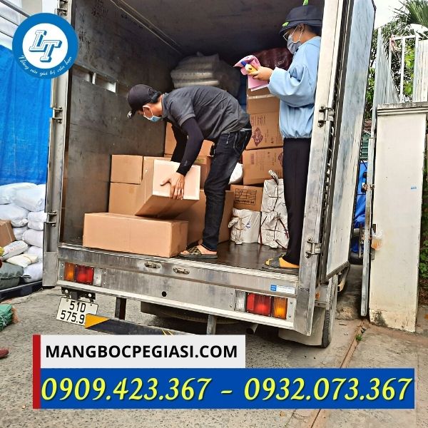 Giao hàng màng ép ly Giao hàng màng ép ly