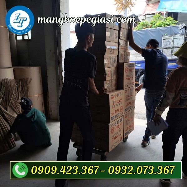 Xuất kho màng bọc thực phẩm Màng bọc thực phẩm LAS PALMS