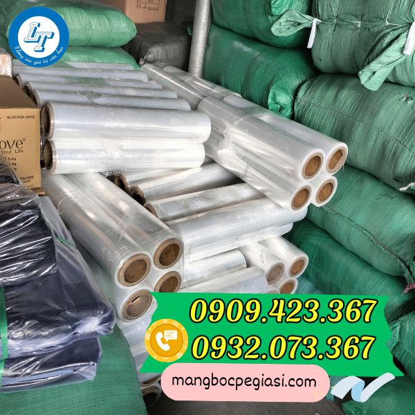 Màng PE màu trắng sẵn kho Màng PE màu trắng sẵn kho