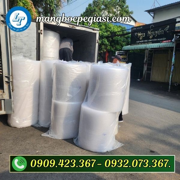 Giao xốp nổ cho khách Giao xốp nổ cho khách