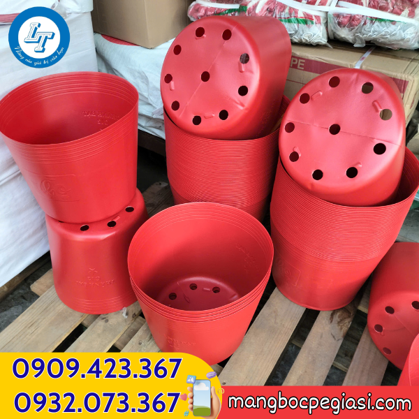 Chậu nhựa dẻo C12 màu đỏ Chậu nhựa dẻo C12 màu đỏ