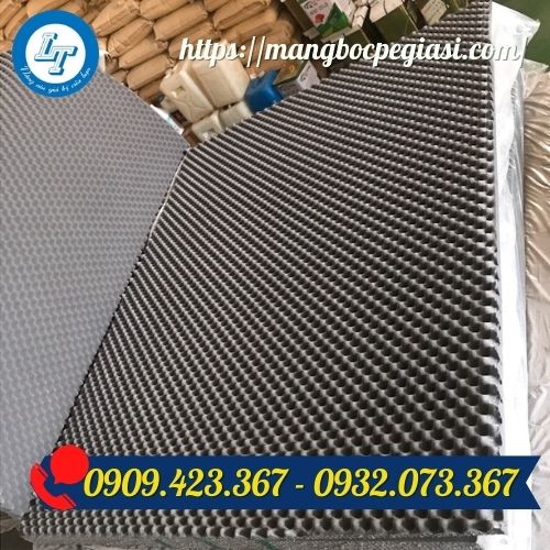 Mút hột gà màu đen Mút hột gà màu đen