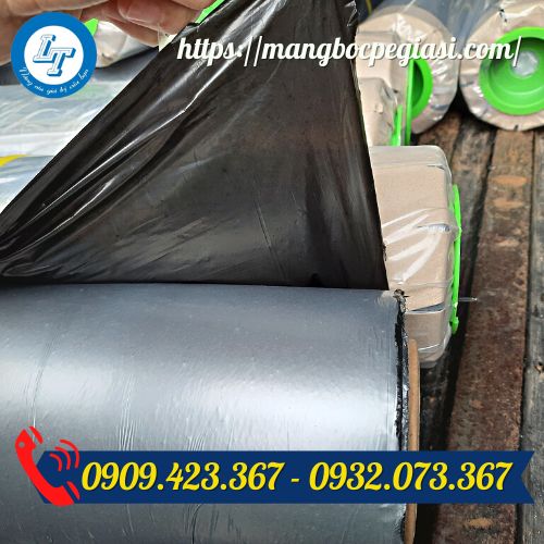 Màng phủ nông nghiệp mặt đen mặt bạc Màng phủ nông nghiệp mặt đen mặt bạc