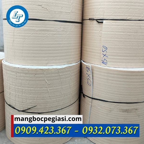 Xốp cách nhiệt opp 1 mặt keo Xốp cách nhiệt opp 1 mặt keo