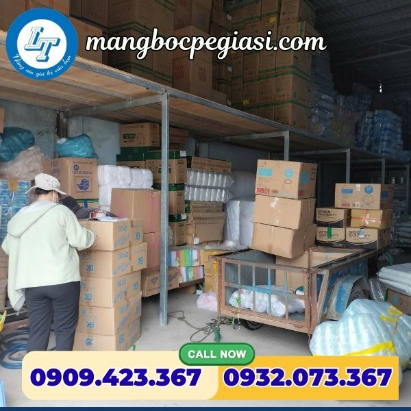 Kho hàng công ty Lê Thanh Kho hàng công ty Lê Thanh