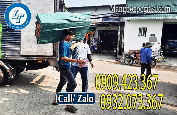 Lên hàng giao cho khách tại kho Lê Thanh Lên hàng giao cho khách tại kho Lê Thanh