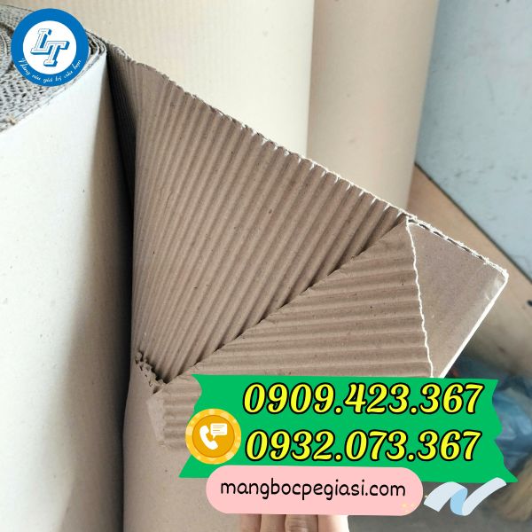 Giấy cuộn carton 2 lớp bọc hàng Giấy cuộn carton 2 lớp