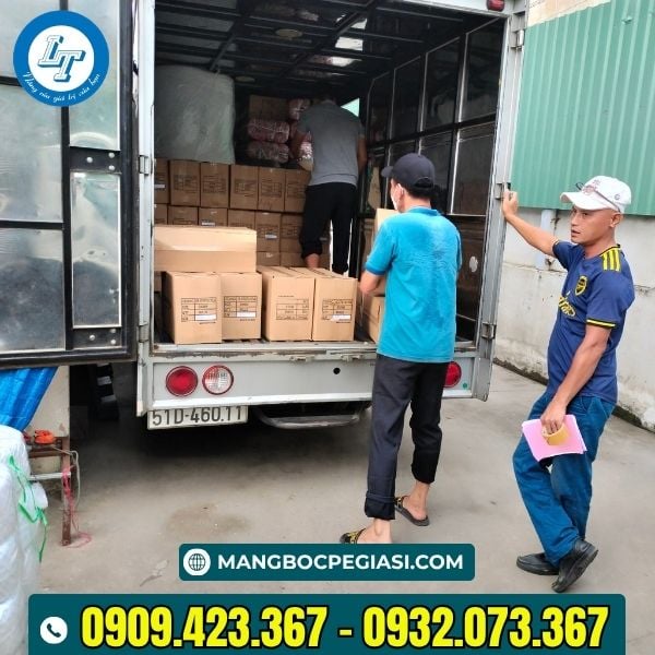Màng PE màu đỏ bọc hàng giá sỉ Màng PE màu đỏ