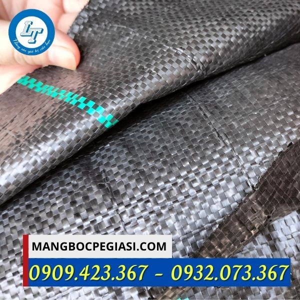 bạt phủ đất chống cỏ