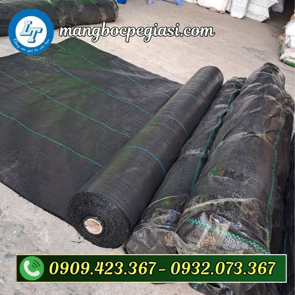 Bạt phủ cỏ màu đen Bạt phủ cỏ màu đen