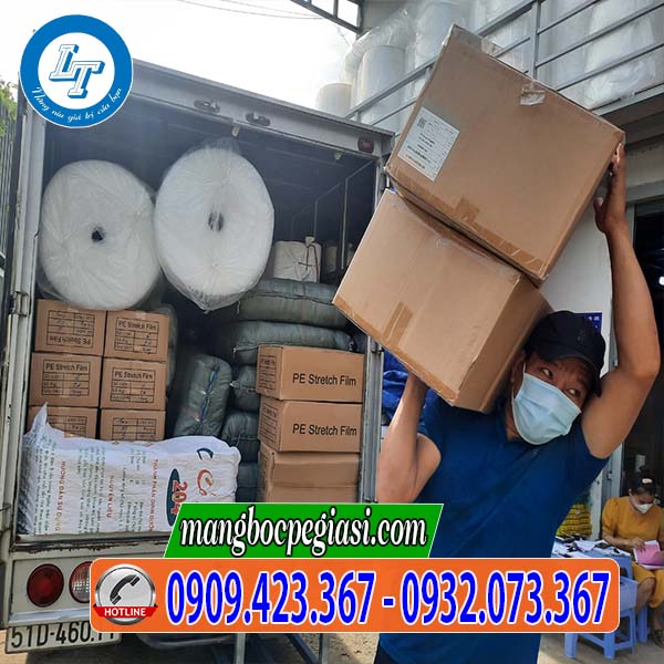 Giao hàng tận nơi nhanh chóng Giao hàng tận nơi nhanh chóng