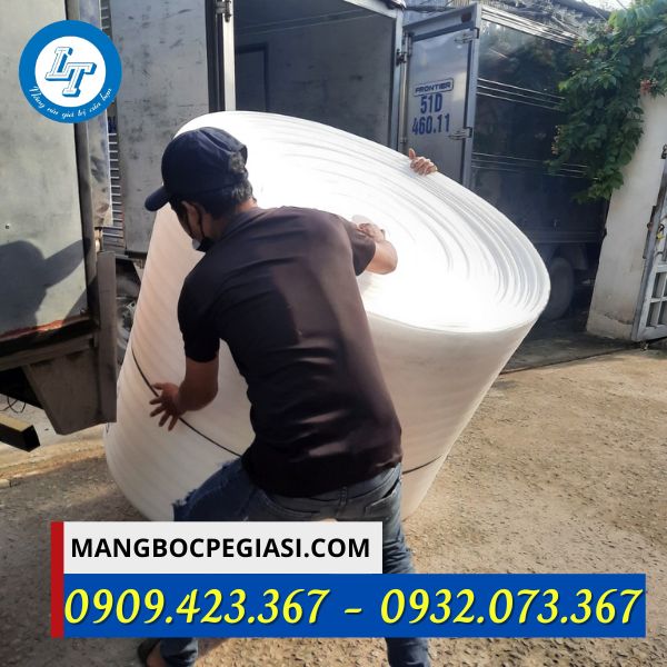 Xốp foam màu trắng giá rẻ, giao hàng nhanh Xốp foam màu trắng giá rẻ