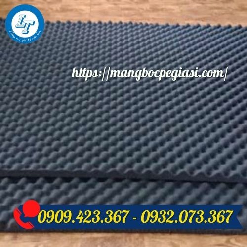 Mút hột gà cách âm màu đen Mút hột gà cách âm màu đen