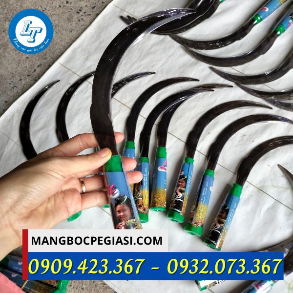 Lưỡi liềm thép cán nhựa Lưỡi liềm thép