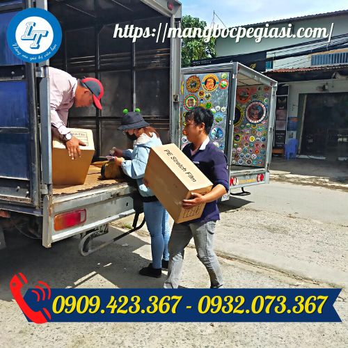 Màng pe giao hàng nhanh chóng