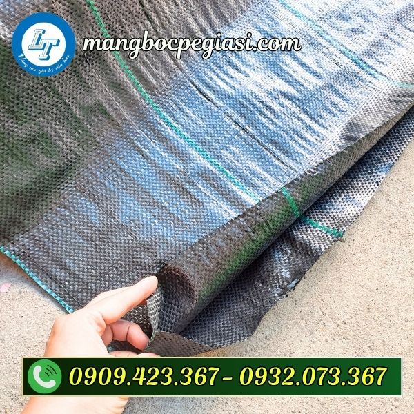 Bạt phủ cỏ màu đen Bạt phủ cỏ màu đen