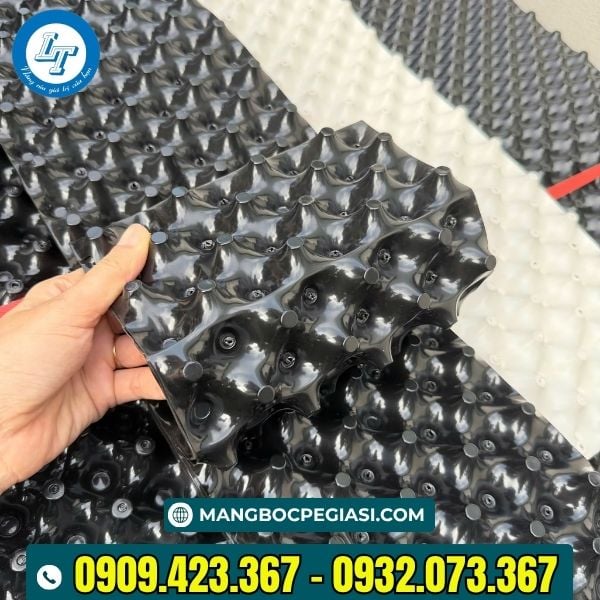 Bầu ươm cây dễ uốn cong và lắp đặt Bầu ươm cây nhiều màu