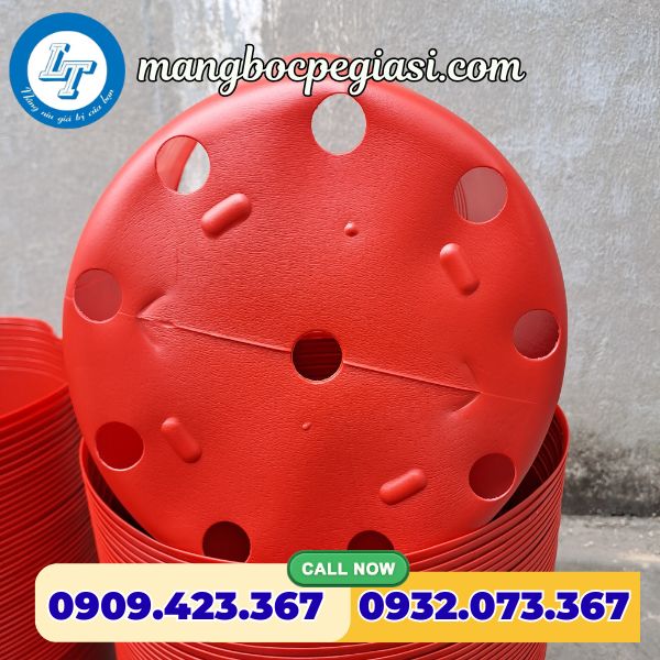 Chậu nhựa màu đen